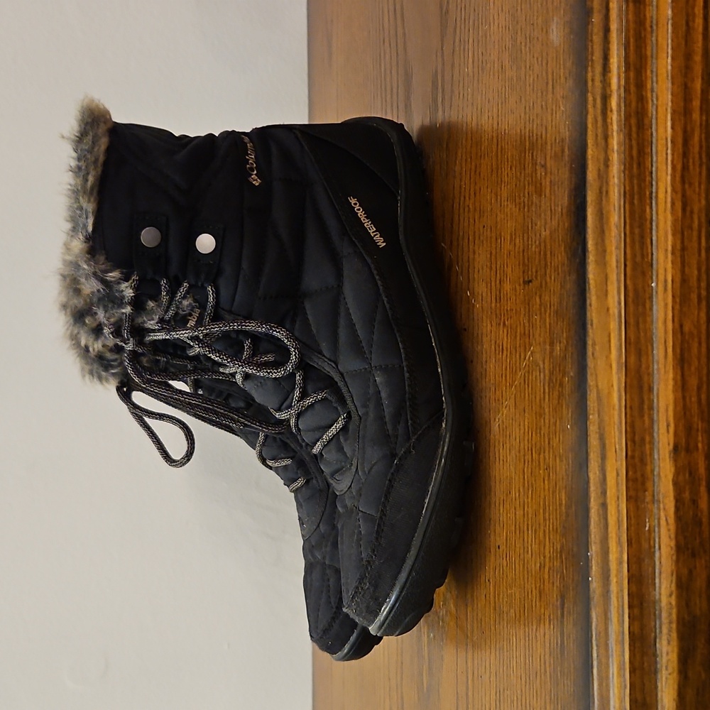 Columbia boots